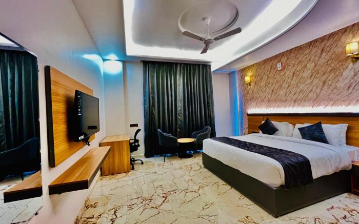 Hotel The Grand Oasis Greater Noida 