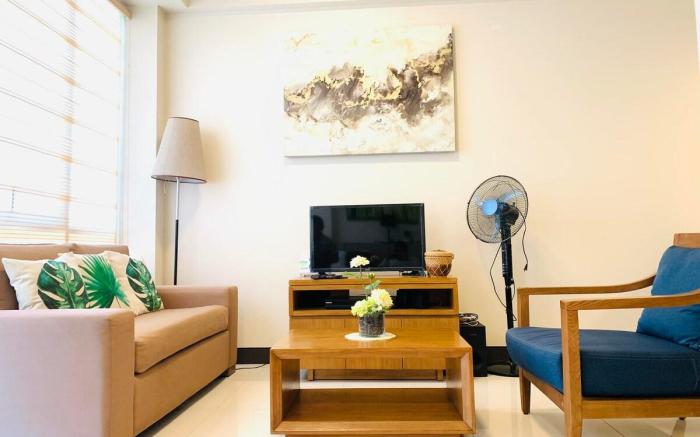 The Mactan newtown Beautiful condo w/ pool & beach