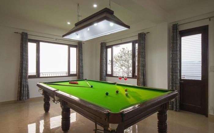 Alaya Stays 5 BHK with Hill View - Querencia