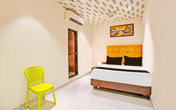 Hotel O NK Residency Near Asalpha Metro station