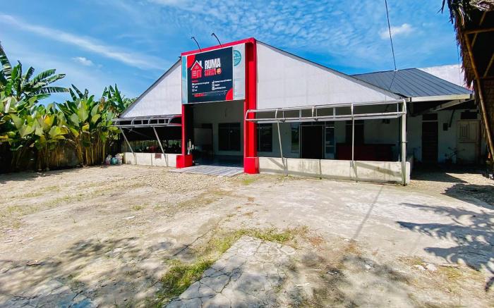 RedDoorz Syariah near RSU Sylvani Binjai