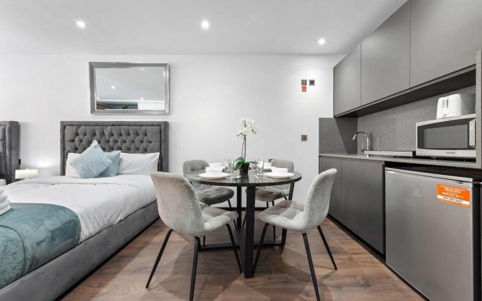 Cosy Golders Green Studio with Modern Amenities