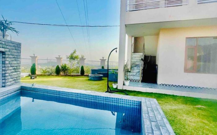 The Hillock-HillView  Villa with FirePit & Pool