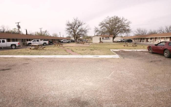 Andrews Motor Inn