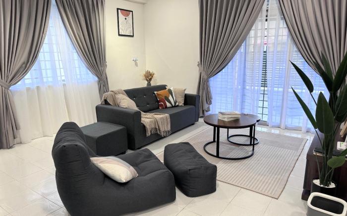 C27 Mulia Homestay 