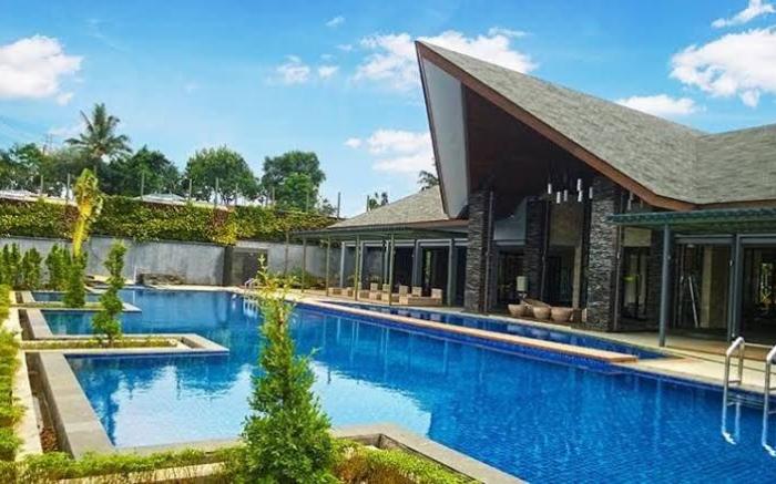 Vimalla Hills Villa 3-BR Bromo