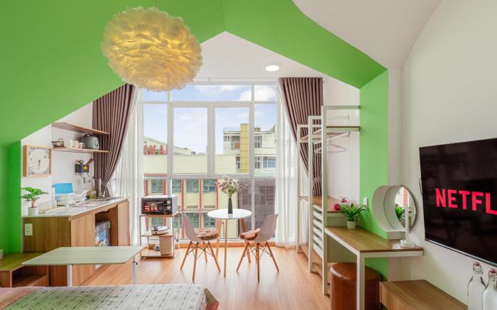 Lyn HomeStay Room 4 ( Bui Vien Walking Street)