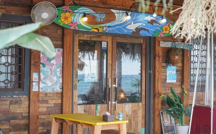 Gijang The Beach House