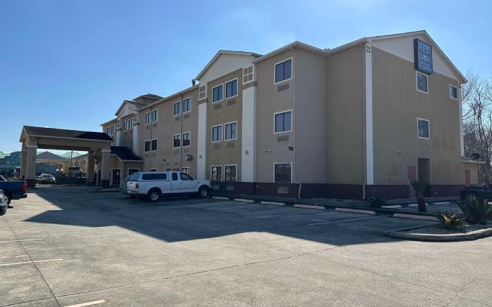 Red Lion Inn & Suites IAH Airport East
