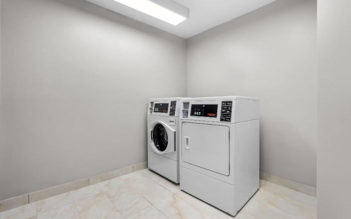 Microtel Inn & Suites by Wyndham Prattville Montgomery 