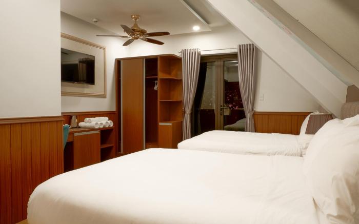 Faru Pine Woods Villa