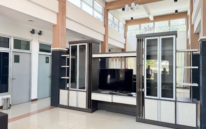 RedDoorz @ Politeknik Pelayaran Surabaya