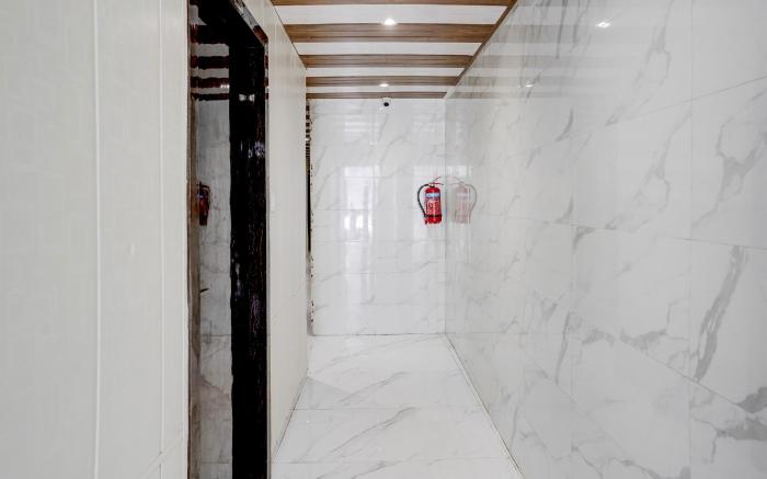 Hotel O Hans Residency