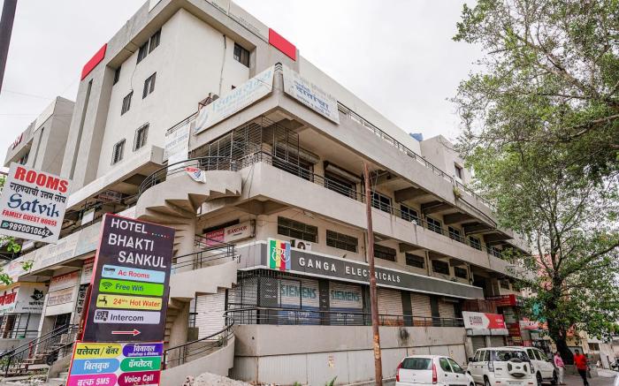 Hotel Bhakti Sankul