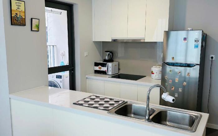 HHomes -2BR Nice View & Pool GYM at Masteri An Phu
