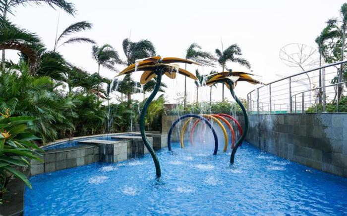 Great Deal Studio at West Vista Apt By Travelio