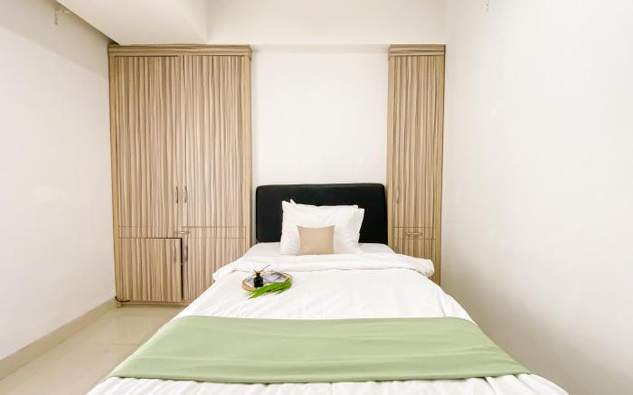 Great Deal Studio at West Vista Apt By Travelio