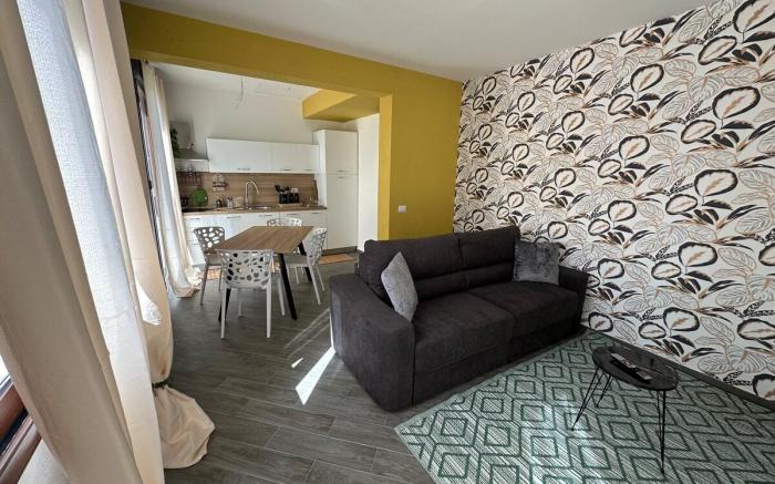 Appartamento - con Terrazza e parcheggio privato