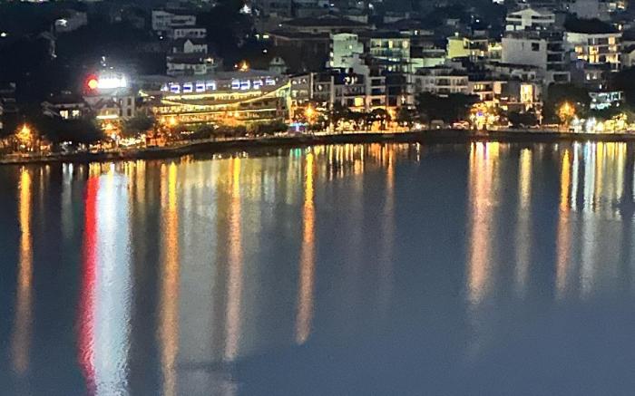 5-Star Utility Apartment with West Lake View