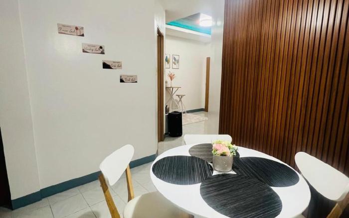 Rej Homestay (3 BR with A/C)