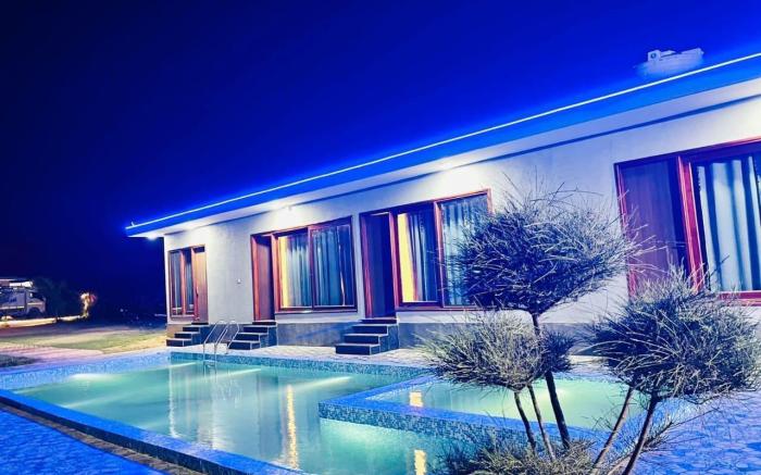 5BHK farmhouse for parties in gurgaon 
