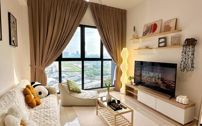 Trion Muji @ Infinity Pool #near klcc, trx, mrt