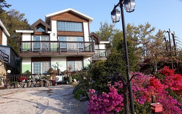 Anmyeondo Haemaru Tourist Farm