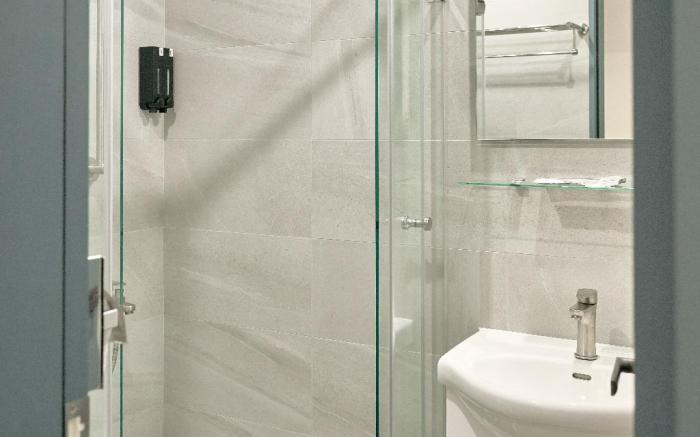 青隅民宿-桃園機場捷運桃園高鐵站