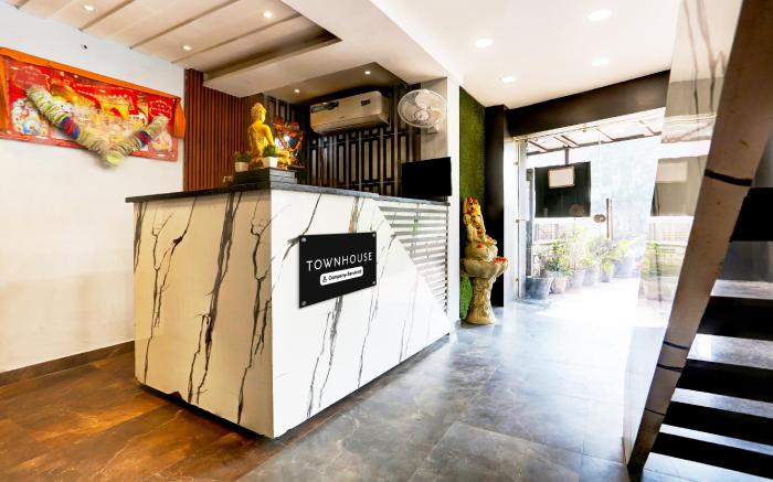 OYO Hotel O Alpine Inn