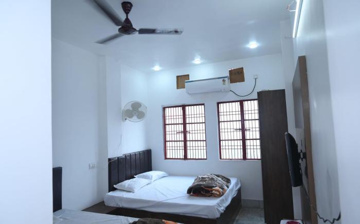 VIP Paying Guest House