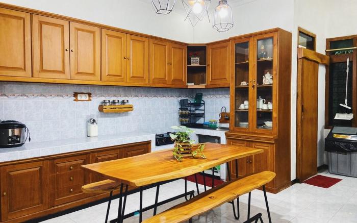 Omaha Homestay - Rumah 3 Kamar Tengah Kota Malang