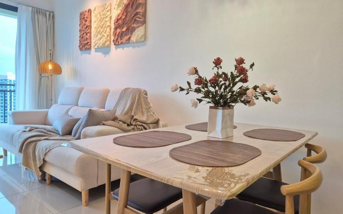 Central Park Bright & High floor, 2 Rooms, 4 pax.