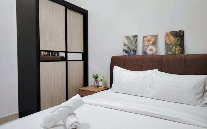 Trion KL @ Family Suite by Sleepy Owl