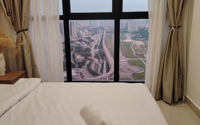 Trion KL @ Cozy 2 Bedroom by Sleepy Owl
