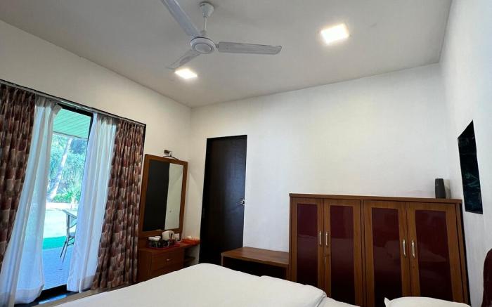 Verandah Aangan -The chalet @Madh 1Bedroom-Kitchen