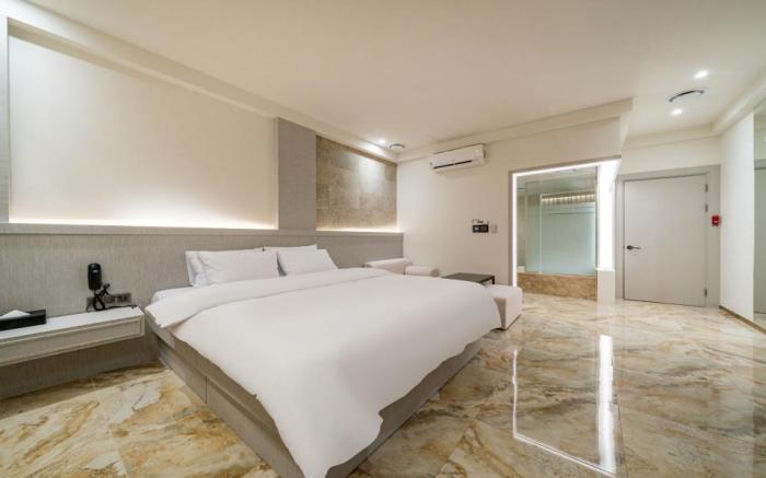 HOTEL THE ART UIWANG