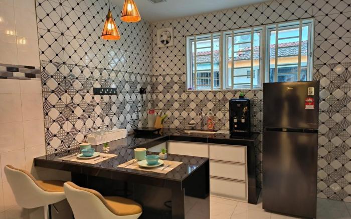 (WI-FI) Ipoh Holiday Big House double storey DR8