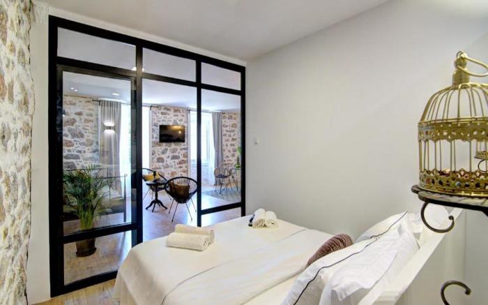 History House Moja Ti 1830 - Superior Apartment with Sauna Fortica