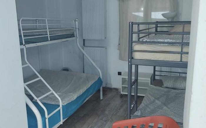 Center Apartment with Private Yard D11