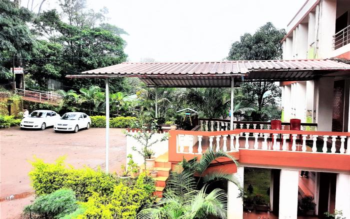 River Palace - A Valley View Hotel (Pure Veg)