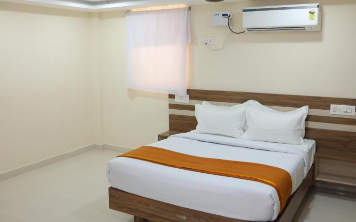 Hotel Vasantham Inn