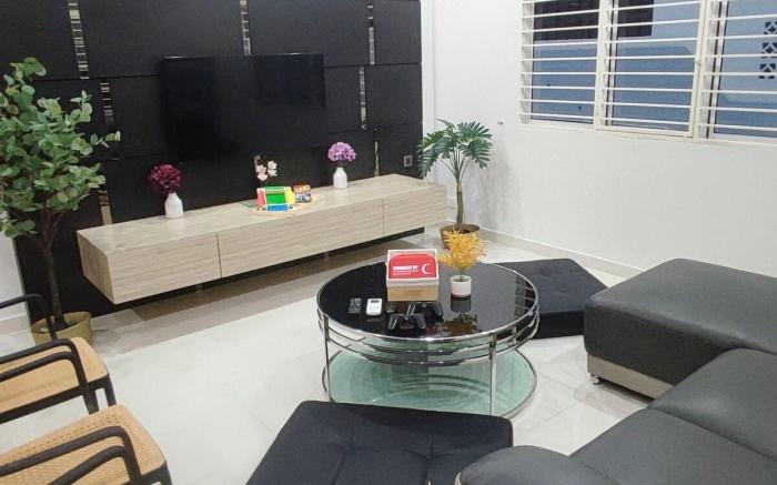 Landed House Gelugor 5Room 3Bath