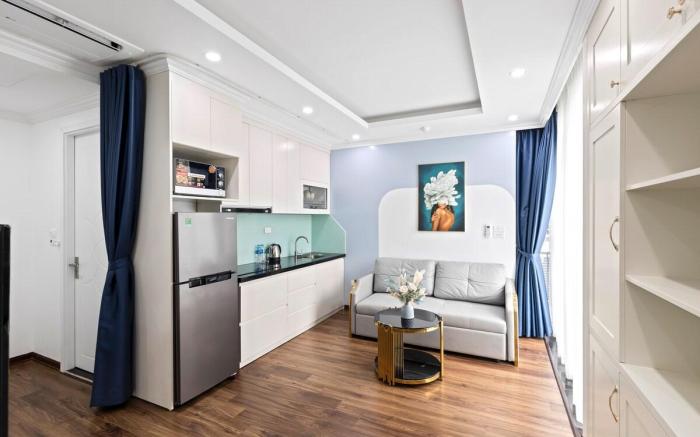 Stylist 2BR Fully Furnished near Westlake