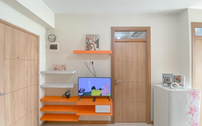 Good Homey 2BR at Green Palm Residence By Travelio