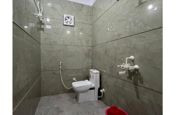 Hotel Shree Radham 