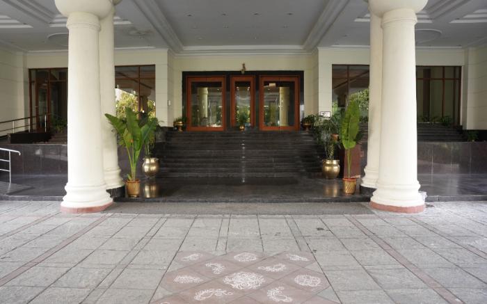 Katriya Hotel & Towers