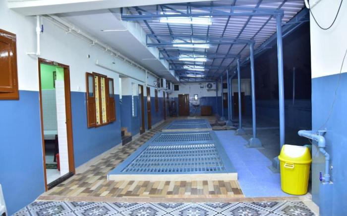 Sri Tirumalaa Hotel