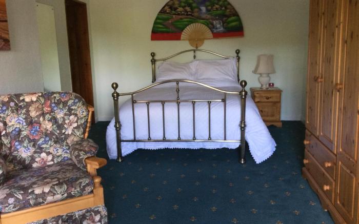 Orchard Manor B & B
