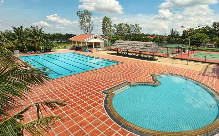 Lakeview Villas and Vietnam Golf Club - Ho Chi Minh City