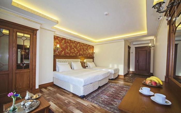 Lausos Palace Hotel